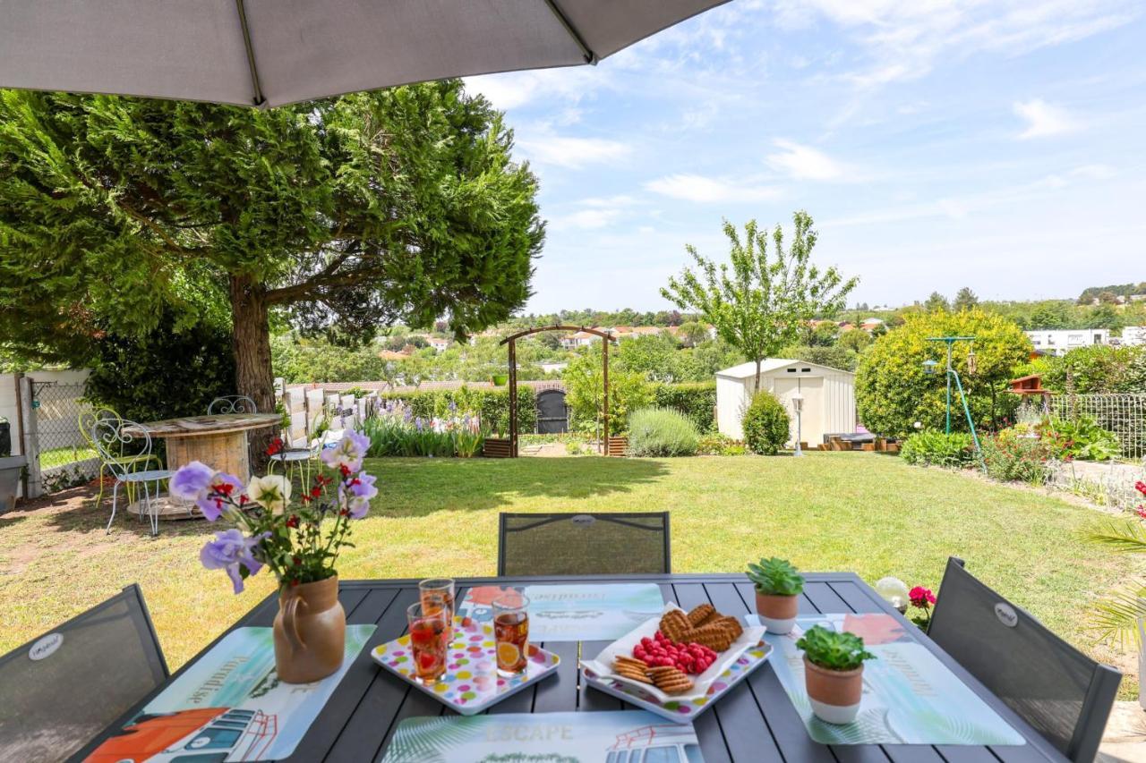 "Logis Debussy"- Saintes Villa Exterior photo